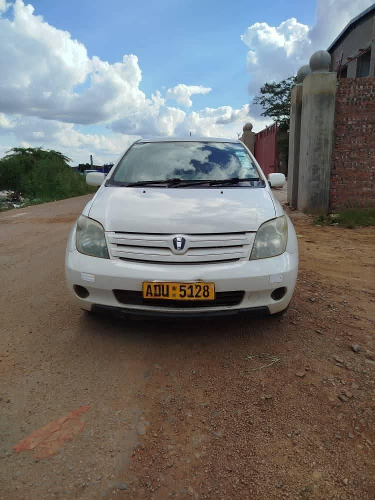 used toyota ist