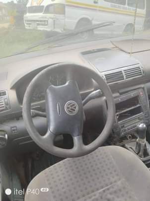 A picture of 2003 Volkswagen Sharon