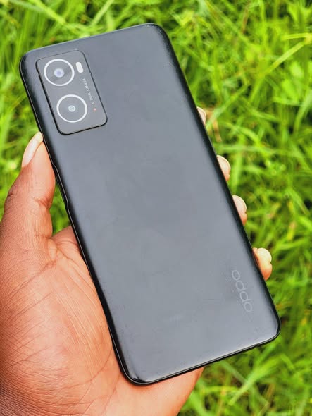 A picture of OPPO A76