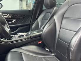 A picture of 2016 MERCEDES BENZ C400