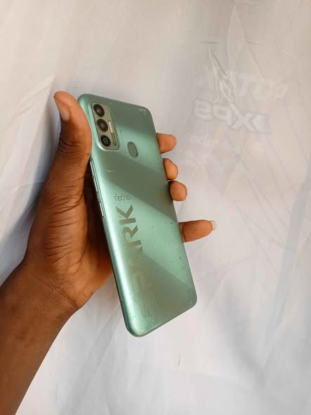 A picture of TECNO spark 7