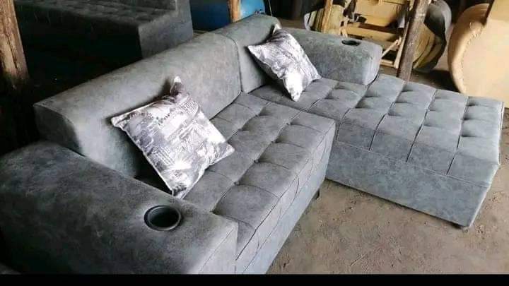 classifieds/furniture sofas