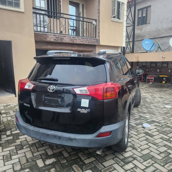 A picture of 2015 TOYOTA RAV4 FOR SALE
