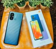 A picture of REDMI A2PLS 32 2ram 205 000 64 3ram 230 000