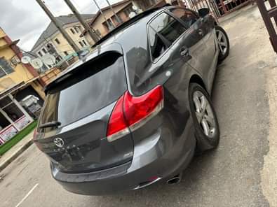 A picture of GOOD DEAL TOYOTA VENZA XLE 2010 TOKS STANDARD FULLEST OPTION