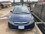A picture of 2007 Honda civic Freshly baked Chilling ac Perfect Engine and