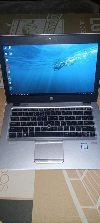 A picture of Hp 840 i5 elitebook G3 6th generation at only 890