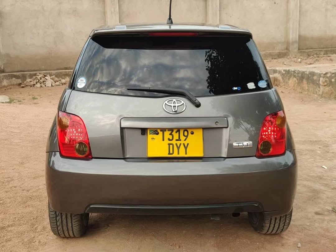 A picture of Toyota IST