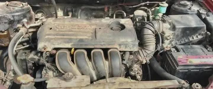 A picture of 2004 Toyota 2005