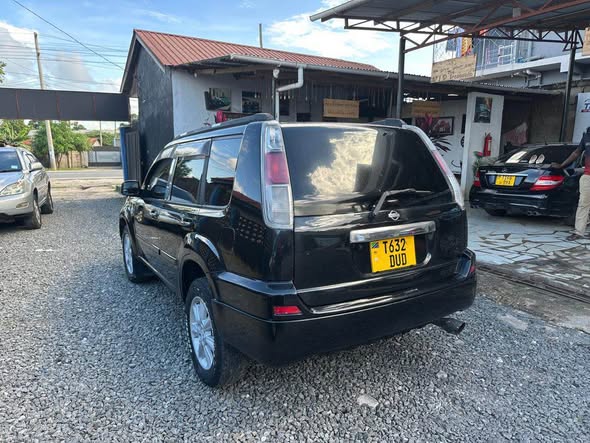A picture of NISSAN XTRAIL Engine cc 1990 Engine code Full ac Year