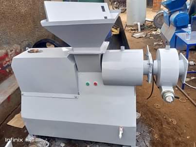 A picture of SOAP MACHINE WHATSAPP 0776961666