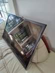 A picture of Samsung flat TV