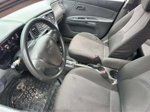 A picture of Sharp 2009 Kia Rio for Sale 3 5m only