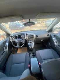 A picture of Pontiac Vibe 05
