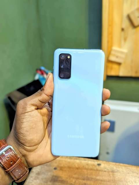 samsung s20