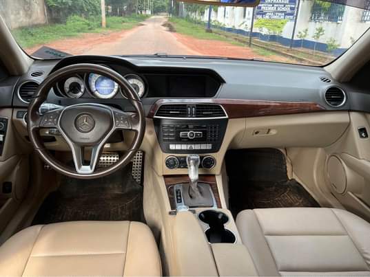 A picture of MERCEDES BENZ C300 2013