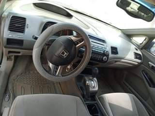 A picture of 2007 Honda civic irobort available 1 9million