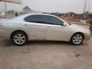 A picture of ES 330 dealer s deal Apart from the body work