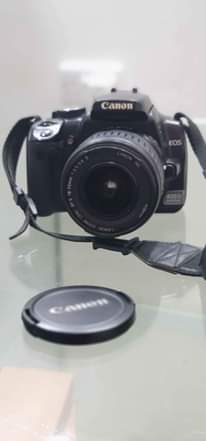 A picture of Canon EOS 400D Digital Condition clean from UK Battery life