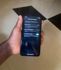 A picture of iPhone XS Max 64gb Face ID TT 80BHFULL OPTION