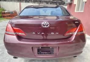 A picture of Very clean toyota avalon 2007 Baked on first body Everything