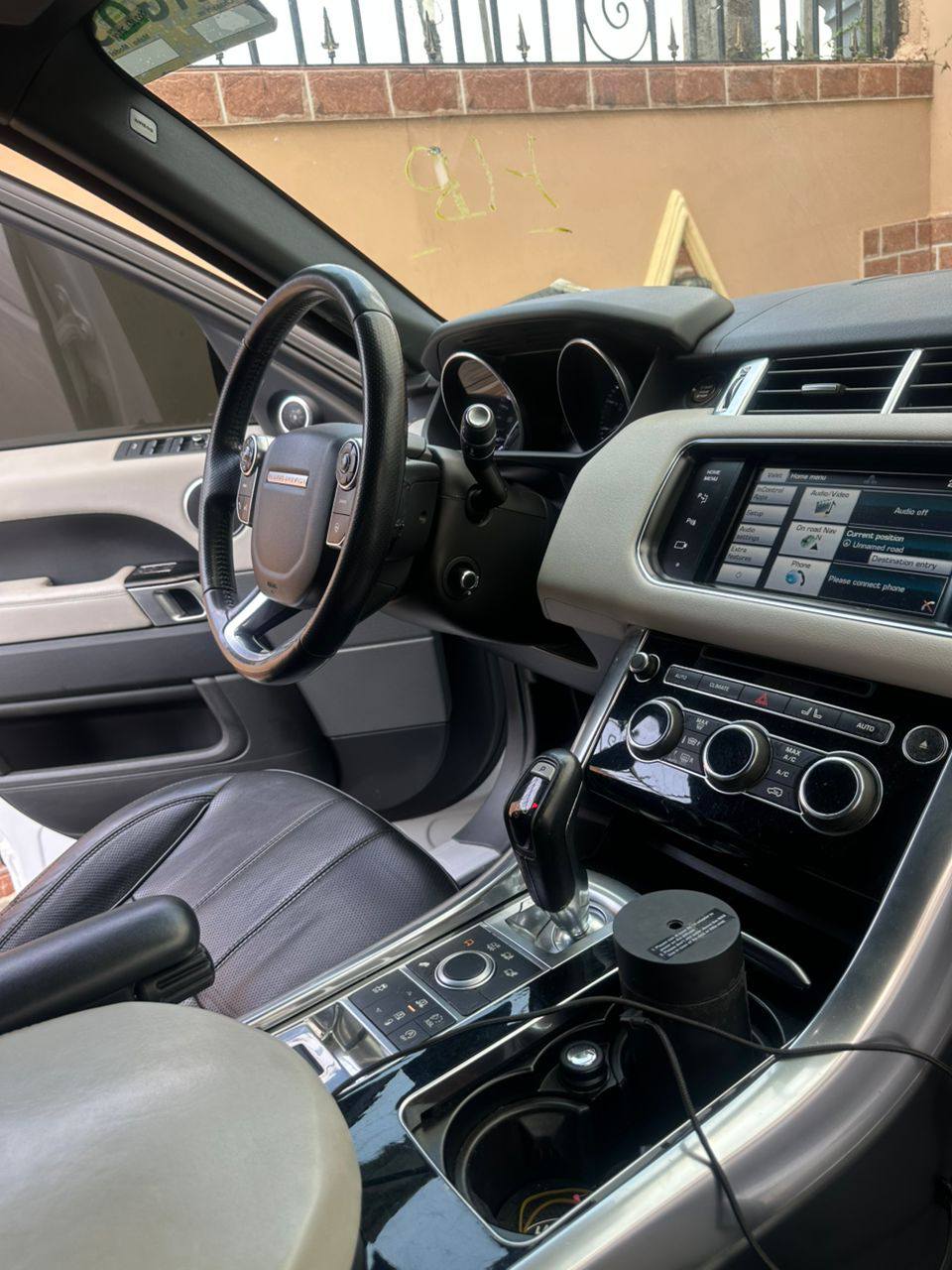 A picture of Foreign used 2015 Range Rover Sport edition 35m 08020895766
