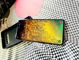 A picture of Samsung s10 plus