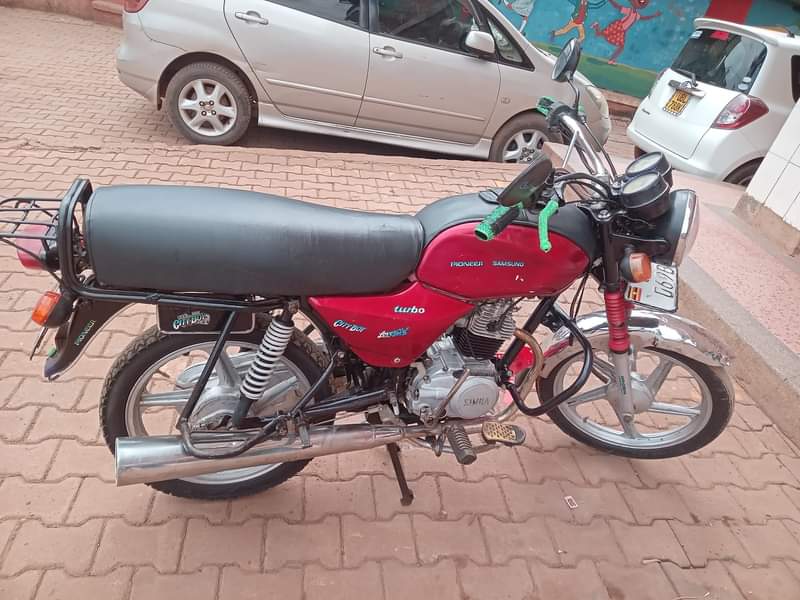 A picture of Quick sale 1 7m Call WhatsApp 0750332168 0788981232