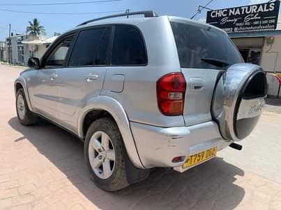 A picture of K tamu inauzwa Mwaka 2005 Cc1970 0784474773
