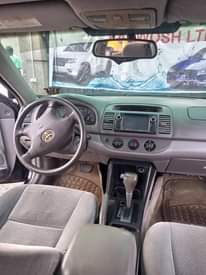A picture of 2004 Toyota Camry