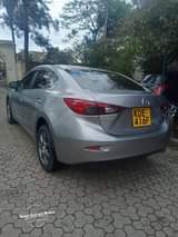 mazda axela