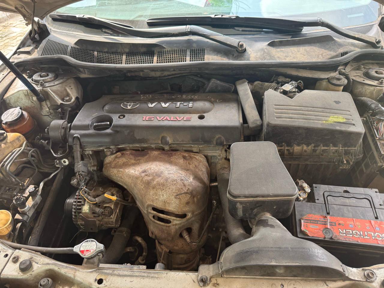 A picture of NEATLY USED TOYOTA CAMRY FOR SALE IN LAGOS