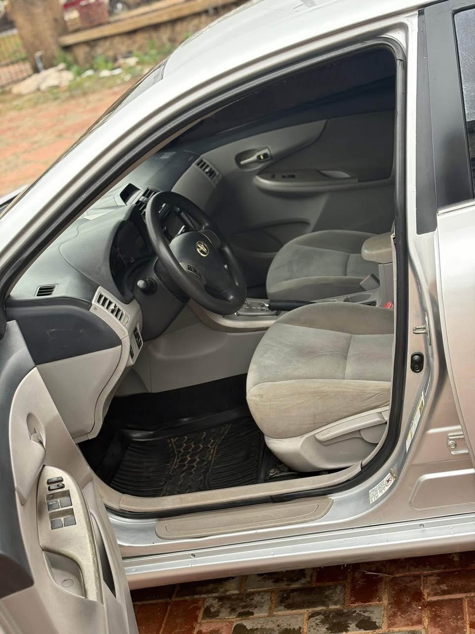 A picture of Toyota corolla