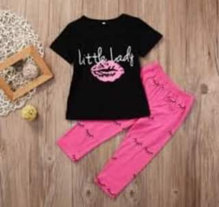 A picture of Amara outfit