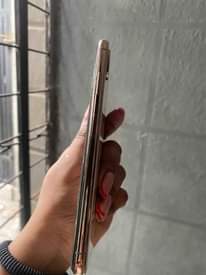 A picture of iphone XSmax