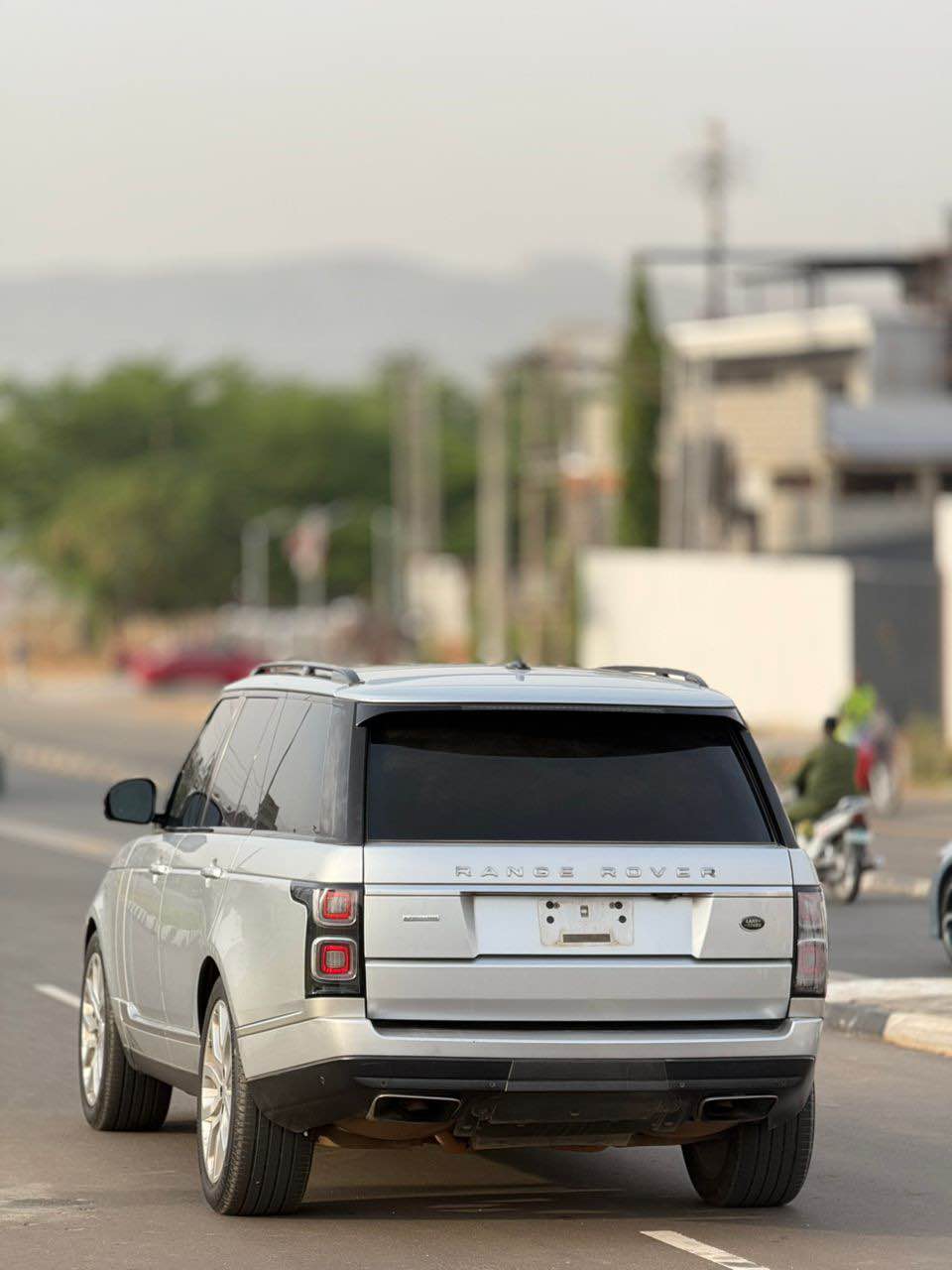 A picture of 2017 RANGE ROVER VOGUE SUPERCHARGE FOREIGN USED GOING FOR JUST