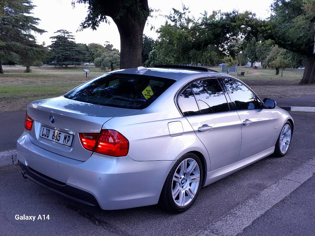 bmw 320i