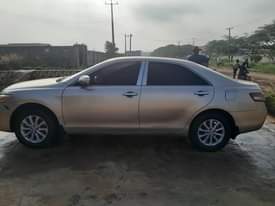 A picture of Toyota Camry 08