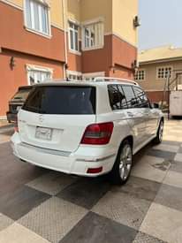 A picture of DISTRESS SALE TOKUNBO MB GLK350 4MATIC 2011