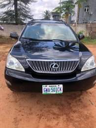 A picture of Lexus Rx 330 Everything is working perfectly fine 6 6
