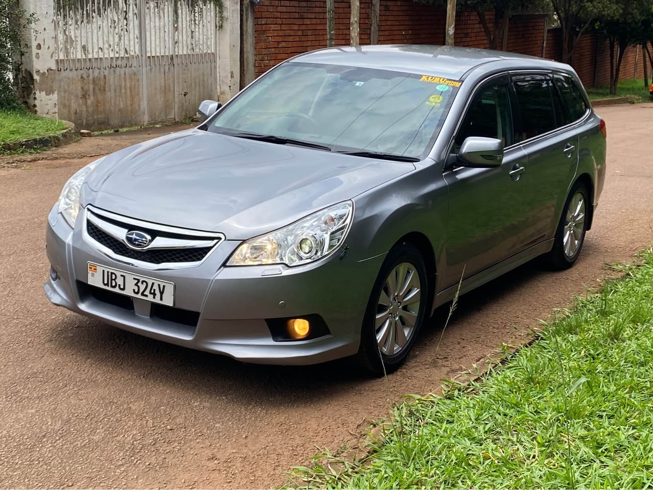 A picture of Subaru legacy 0785216098