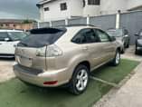 A picture of Registered Lexus RX330 painted 2004 model Full option with rear