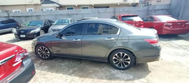A picture of Honda accord first body aka eagle spirit 2008 model everything