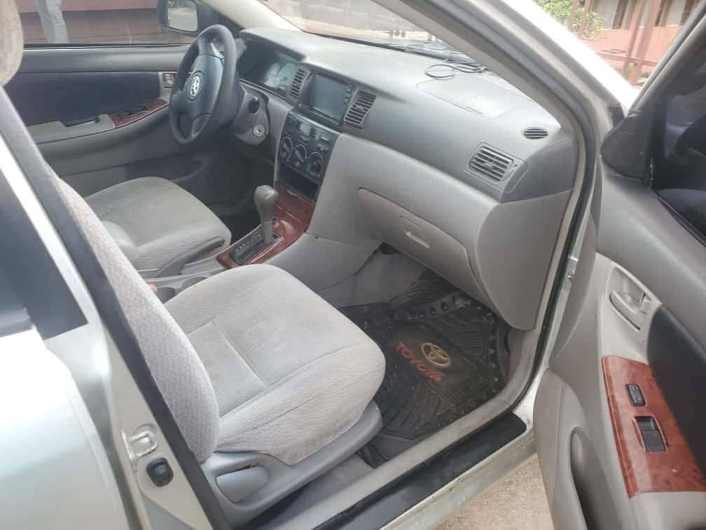 A picture of 2003 Toyota corolla