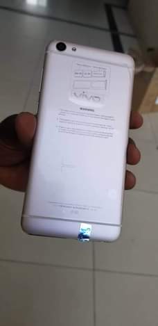 vivo x7