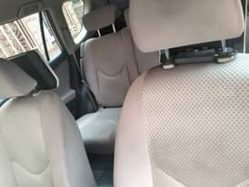 A picture of Toyota RAV4 neatly used 2007 8 model First body Price