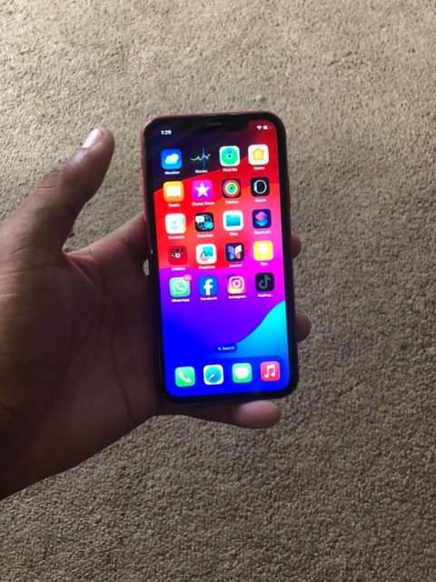 iPhone M.