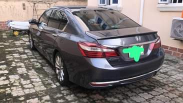 A picture of 2017 Honda accord LX trim