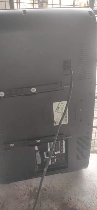 A picture of Tv samsung nch 32