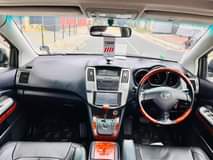 A picture of Toyota Harrier Lexus